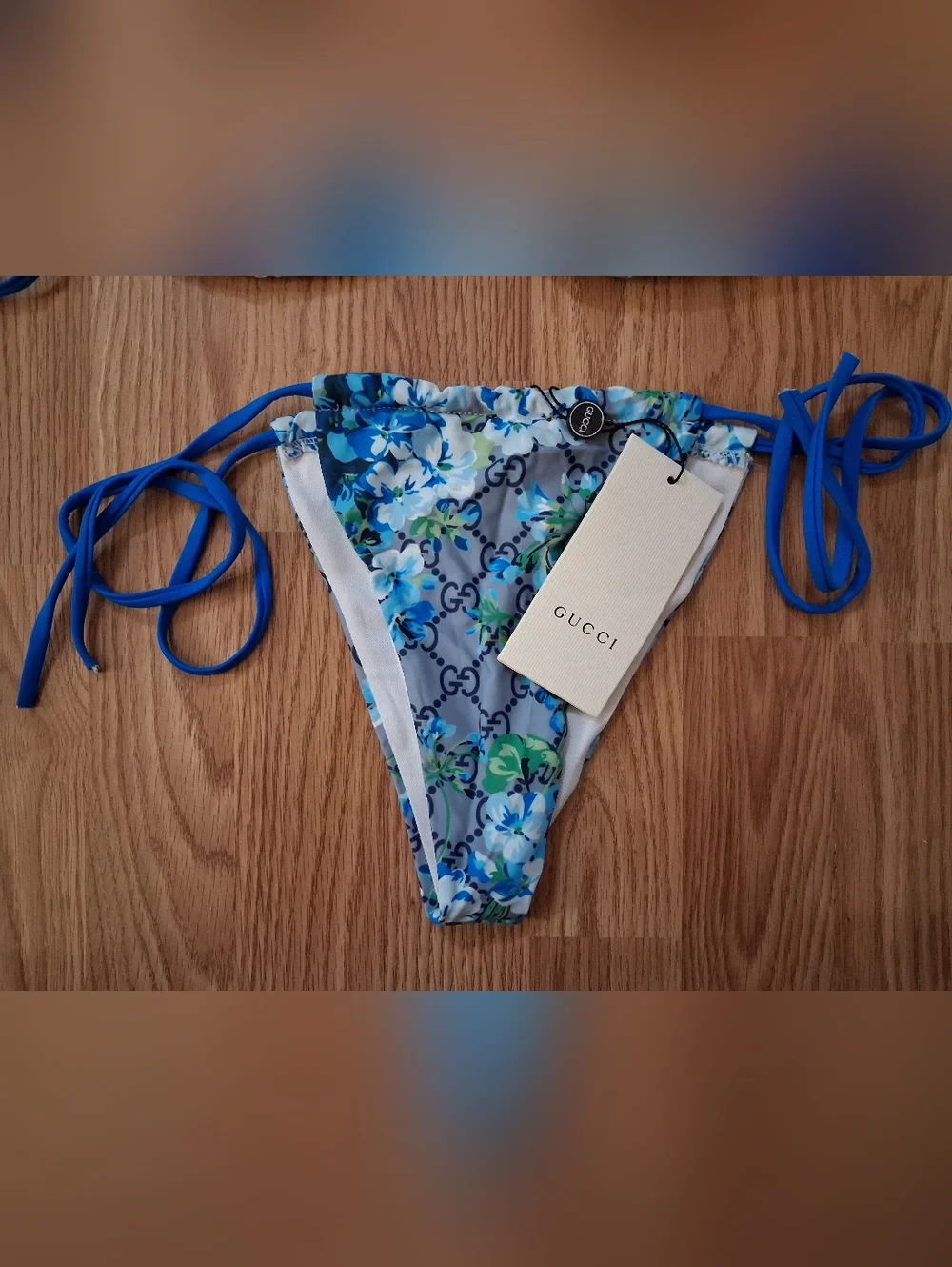 NWT GUCCI Blooms Supreme 2 Piece Floral Bikini.  Womens.  Size Large. - Picture 4 of 15